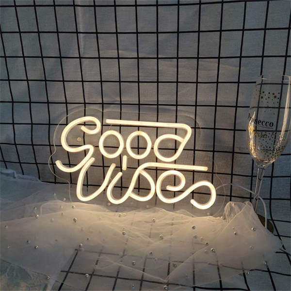 Good Vibes' LED Neon Sign